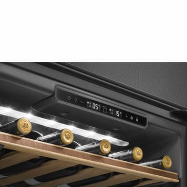 Smeg Drinks chiller CVI329X3