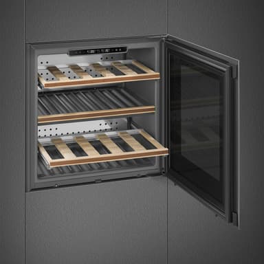 Smeg Drinks chiller CVI329X3