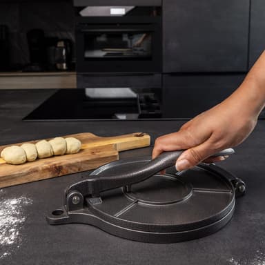Tortilla Press Empanada laget av jern (svart)