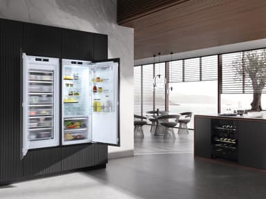 Miele Fryser FNS 7470 D (Ingen farge)