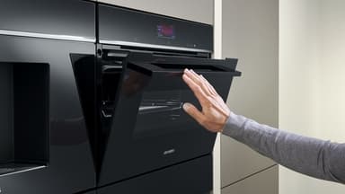 Siemens iQ500 Ovn Integrert HB579GBR3 (Sort/Rustfritt stål)