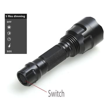 Vanntett lommelykt 700lm med oppladbart batteri - Sort
