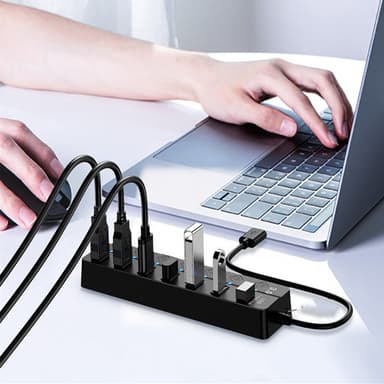 Hub med 7 USB 3.0-utganger, 5 Gbps og individuelle av/på-knapper