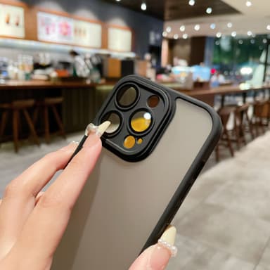 Beskyttende telefondeksel med glasslinsefilm kompatibel med iPhone 14-serien Sort iPhone 14 Plus