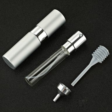 Liten refill sprayflaske for parfyme 8 ml Sølv