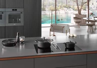Miele Platetopp med integrert ventilasjon KMDA 7473 FR-U Silence