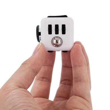 Fidget Cube, Hvit/Svart