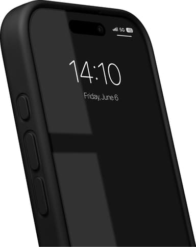 iDeal of Sweden Silicone iPhone 16 Pro Max deksel (sort)