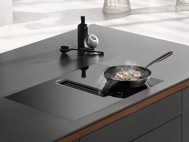 Miele Platetopp med integrert ventilasjon KMDA 7272 FR-U Silence