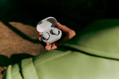 Bose QuietComfort trådløse in-ear hodetelefoner (hvit røyk)