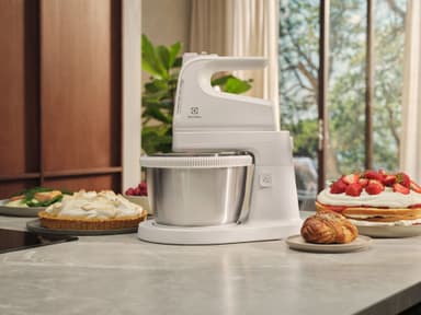 Electrolux Mattino 2.0 mikser ESM4W (hvit)
