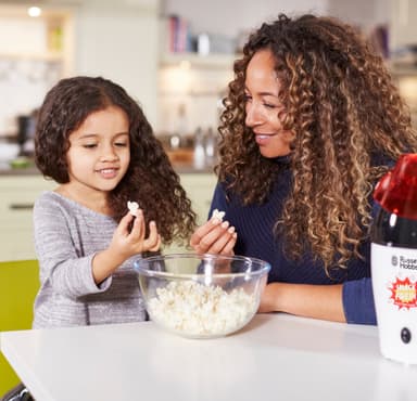 Russell Hobbs Fiesta popcornmaskin 23581036002 (hvit)