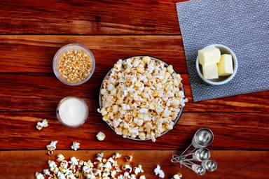 Russell Hobbs Fiesta popcornmaskin 23581036002 (hvit)
