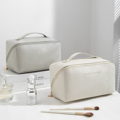 Romslig toalett/sminkeveske Beige