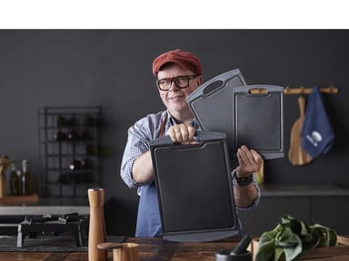 HOLM Cutting board 37 x 25 x 1 cm