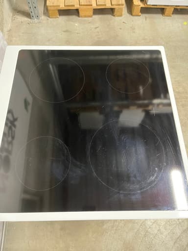 Voss-Electrolux keramisk komfyr ELK13022HV - brukt