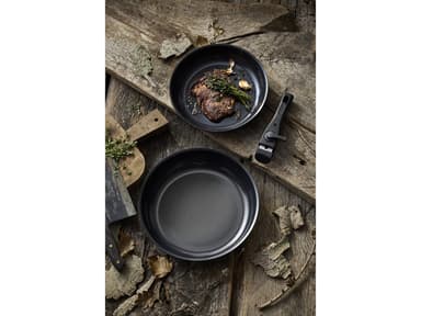 HOLM Fryingpan set removable handle Dia 24+28 cm Black
