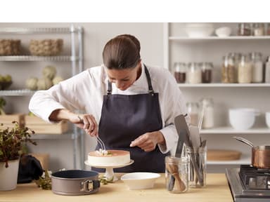 Blomsterbergs Cake tin Dia 26 cm Latte