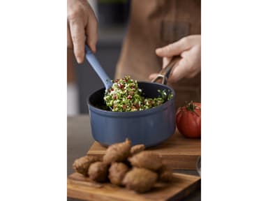 By Tareq Taylor Vivian Saucepan 1.5 liter Indigo