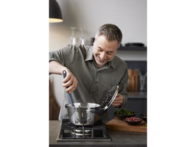 By Tareq Taylor King Edward Casserole 2.7 liter