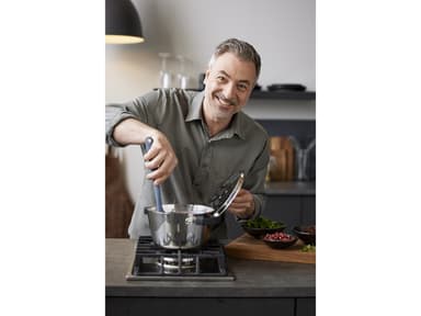 By Tareq Taylor King Edward Casserole 2.7 liter