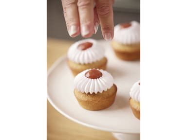Blomsterbergs Cake stand Dia. 30 x 10 cm White