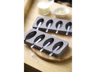 Blomsterbergs Madeleine Popsicle mould with 4 pcs Latte