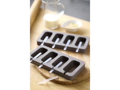 Blomsterbergs Classic popsicle mould with 4 pcs Latte