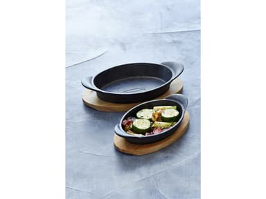 HOLM Dish/plate 21 x 15 x 4 cm Black
