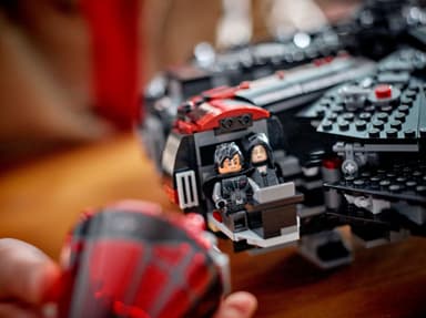LEGO Star Wars The Dark Falcon 75389