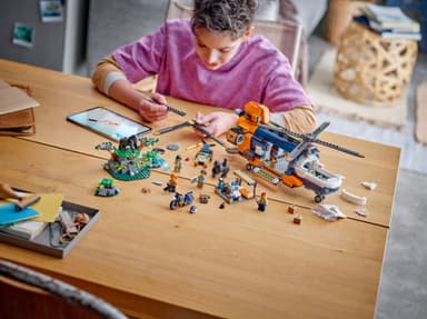 LEGO City Jungelutforskerens helikopter-baseleir 60437