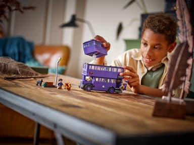 LEGO Harry Potter På eventyr med Fnattbussen 76446