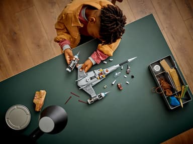LEGO Star Wars The Mandalorian’s N-1 Starfighter 75325
