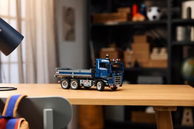LEGO Technic Lastebil med tipplan 42203