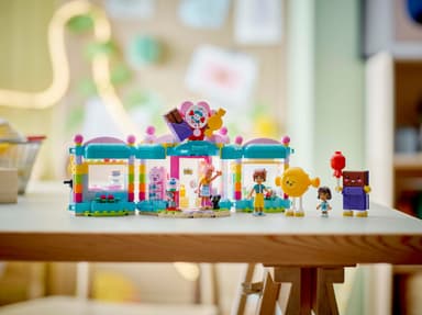 LEGO Friends Godtebutikken i Heartlake City 42649