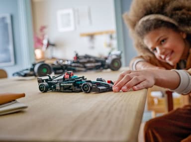 LEGO Speed Champions Mercedes-AMG F1 W15-racerbil 77244