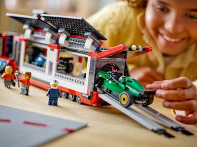 LEGO City F1-trailer med F1 RB20 og AMR24 60445