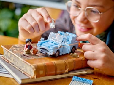 LEGO Harry Potter Flygende Ford Anglia 76424