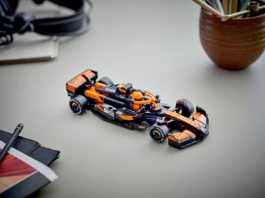LEGO Speed Champions McLaren F1 Team MCL38-racerbil 77251