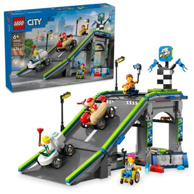 LEGO City Grenseløs action: Racerbilbane med rampe 60460