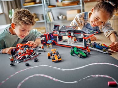 LEGO City F1-fører med McLaren-racerbil 60442