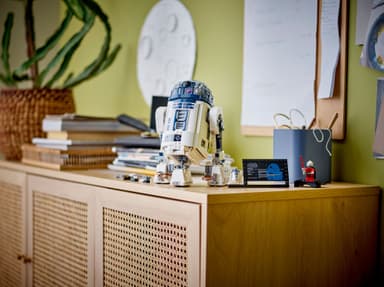 LEGO Star Wars R2-D2 75379