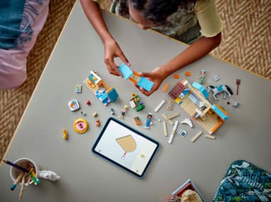 LEGO Friends Dyreklinikk med hest og kjæledyr 42651