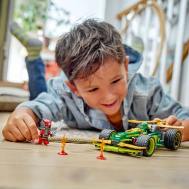 LEGO Ninjago Lloyds pullback-racerbil 71828