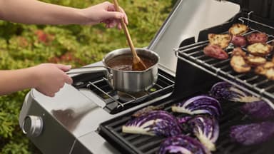 Weber Genesis EP-435W gassgrill 1501217 (sort)