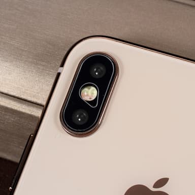 Beskyttende herdet glass for kameralinse til iPhone X/XS