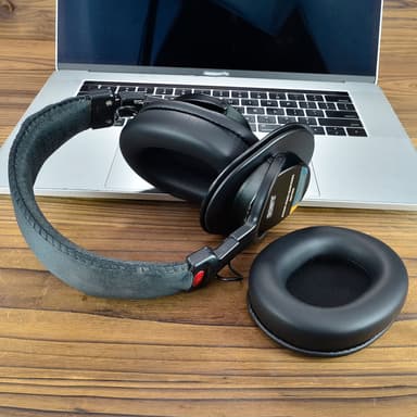 Øreputer for Sony MDR-7506/MDR-V6/MDR-V7/MDR-CD900ST/Audio Technica ATH