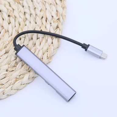 USB Hub, USB-C med 4 USB-porter, 5 Gbps