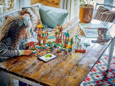 LEGO Friends Ferieleir med trehytte 42631