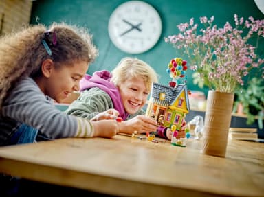 LEGO Disney Huset fra «Se opp» 43217